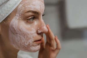 Less is More: Embracing Minimalism in Skincare